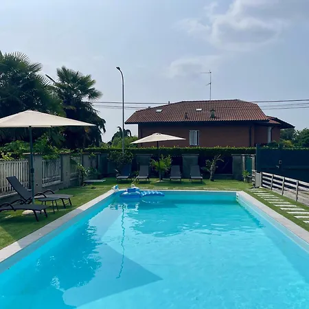 Apartament Grace Place - Self Checkin 24h - 15 Min Malpensa - Free Parking Oleggio