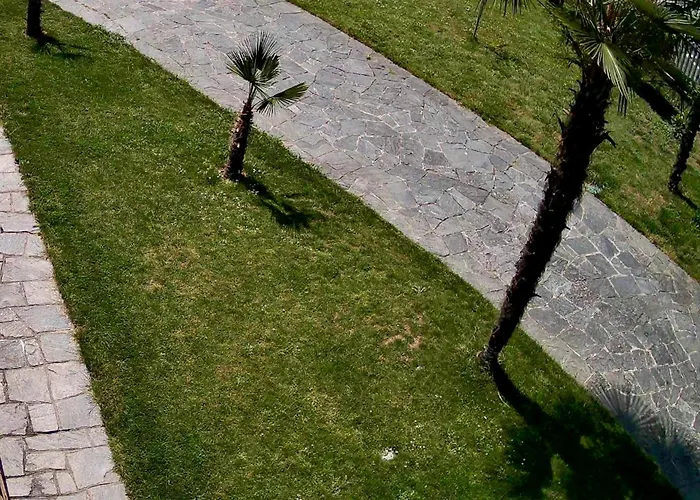 Apartament Grace Place - Self Checkin 24h - 15 Min Malpensa - Free Parking *